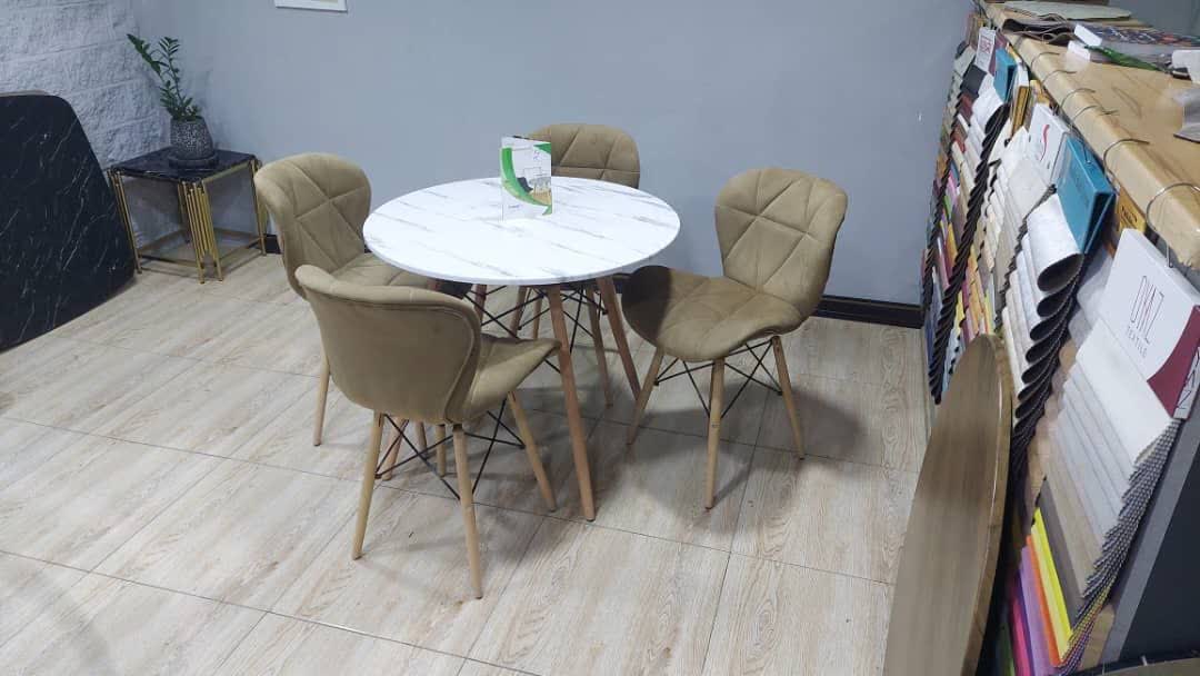 نهارخوری مهاهور زین