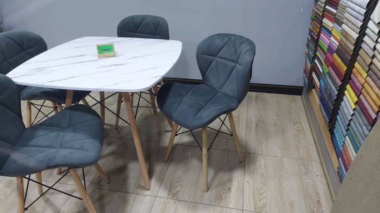 نهارخوری ماهور زین