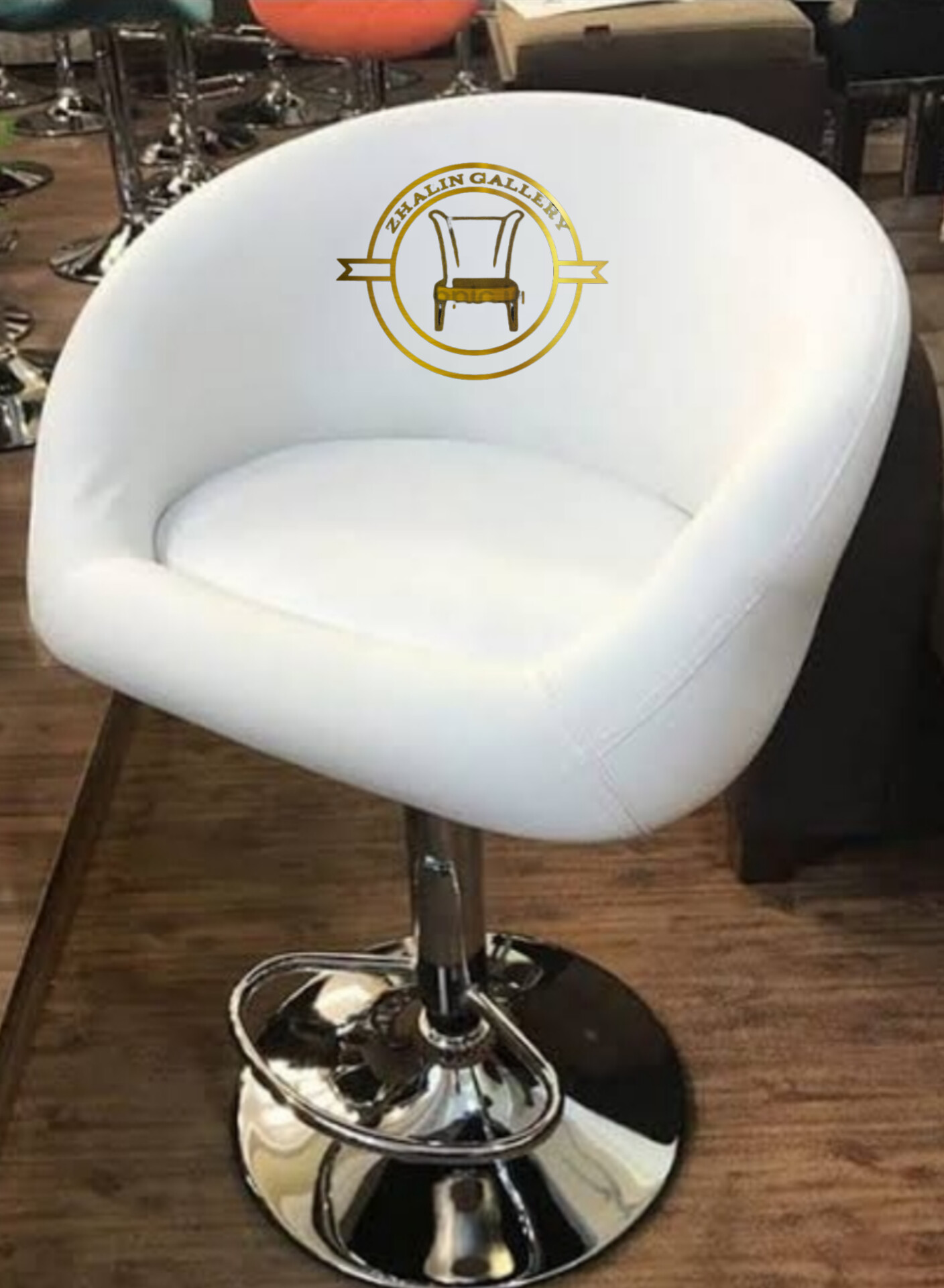 صندلی جکدار سایین